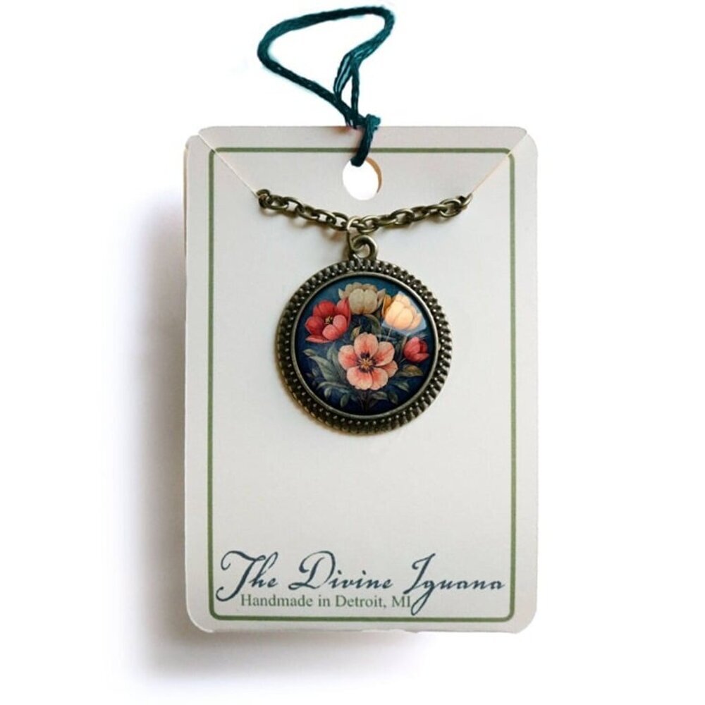 Moody Tulip Flowers Necklace - Bronze Floral Ornate Pendant - Vintage‎ Jewelry - Picture 5 of 6